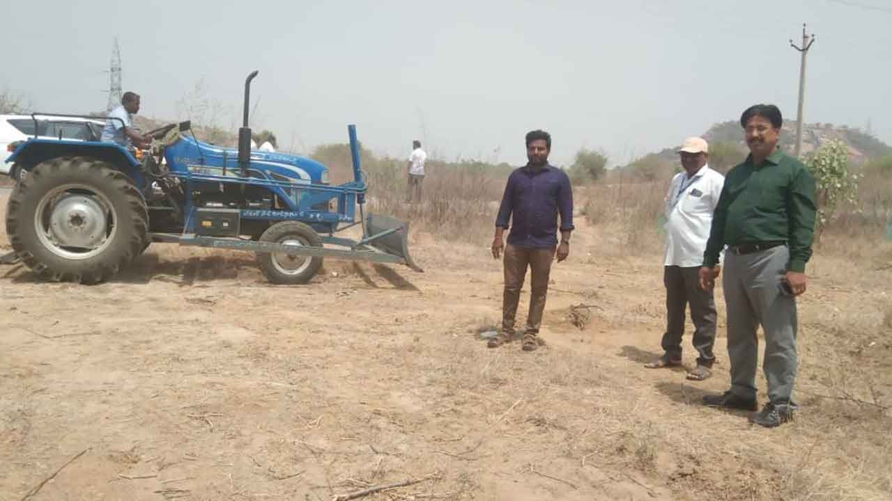 గ్రామాల్లో క్రీడా మైదానాలు