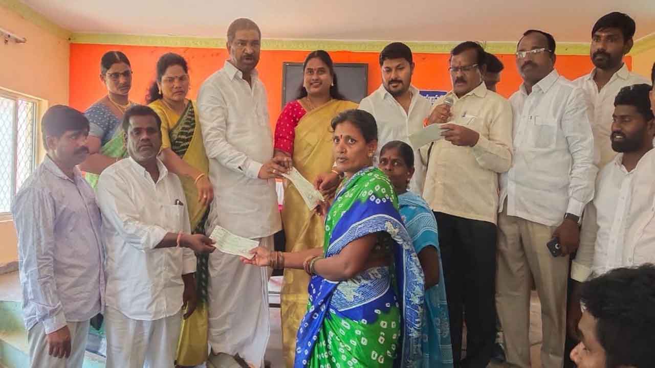 పేదల సంక్షేమమే సీఎం కేసీఆర్‌ ధ్యేయం