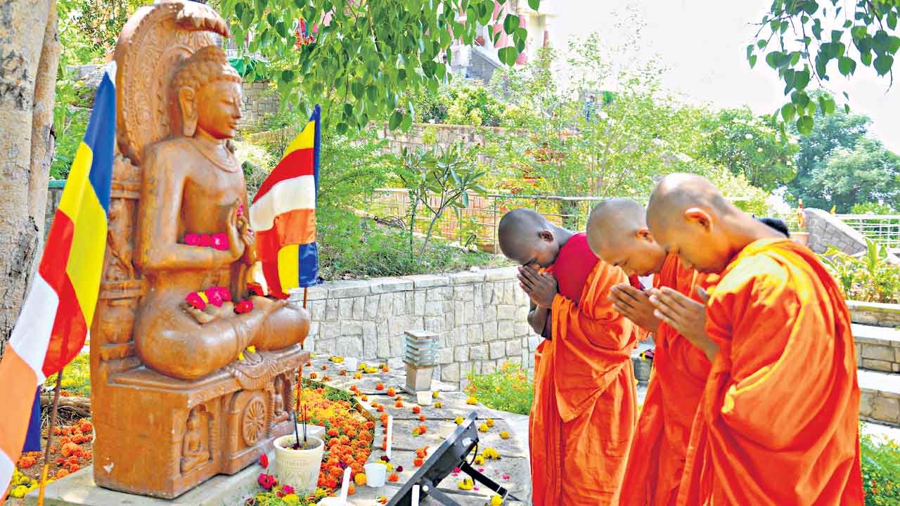 నేడు బౌద్ధ మహా సమ్మేళనం