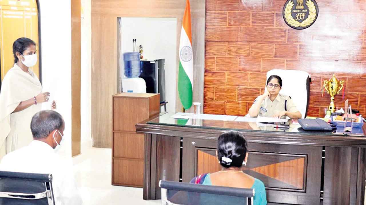 ప్రజావాణికి ఫిర్యాదుల వెల్లువ