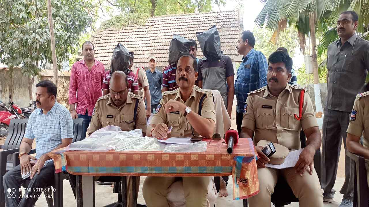 భూ వివాదంతోనే వృద్ధుడి హత్య