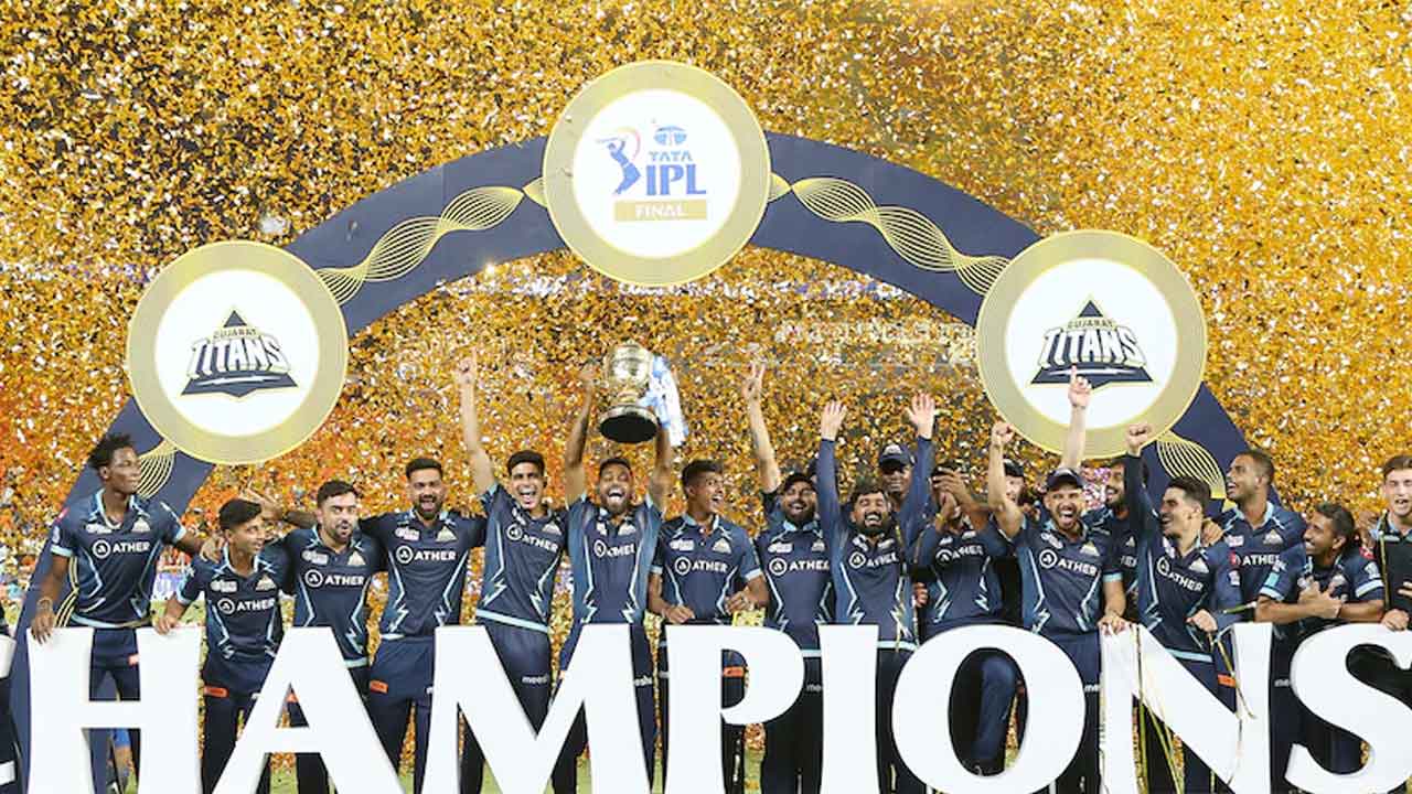 గుజరాత్‌కే పట్టం