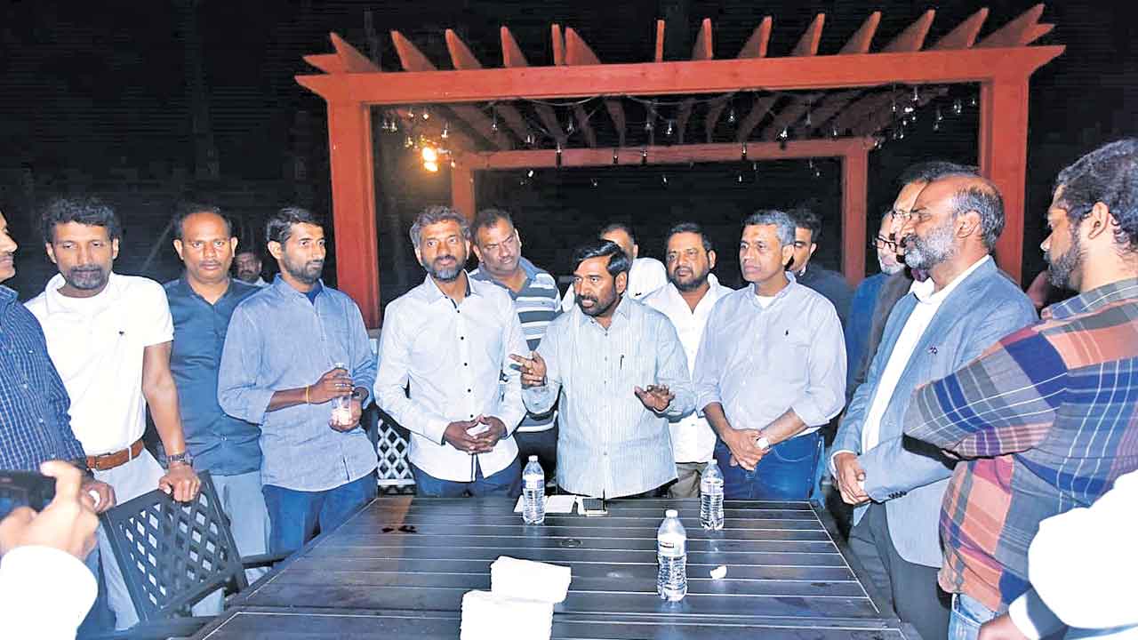 కేసీఆర్‌.. దేశంలోనే నంబర్‌ వన్‌ సీఎం