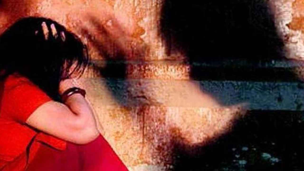 అనకాపల్లిలో దారుణం.. ఆరేళ్ల బాలికపై లైంగిక దాడి