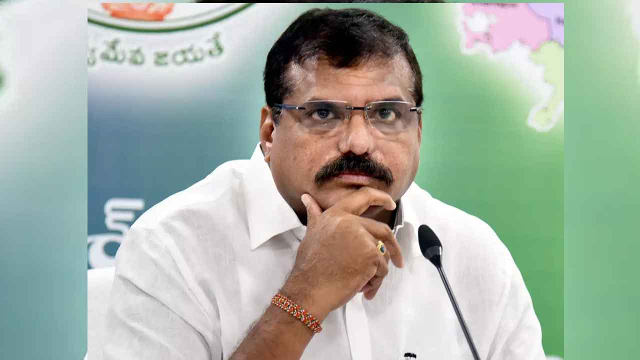 మంత్రి బొత్స రాజీనామా చేయాలి : ఏబీవీపీ