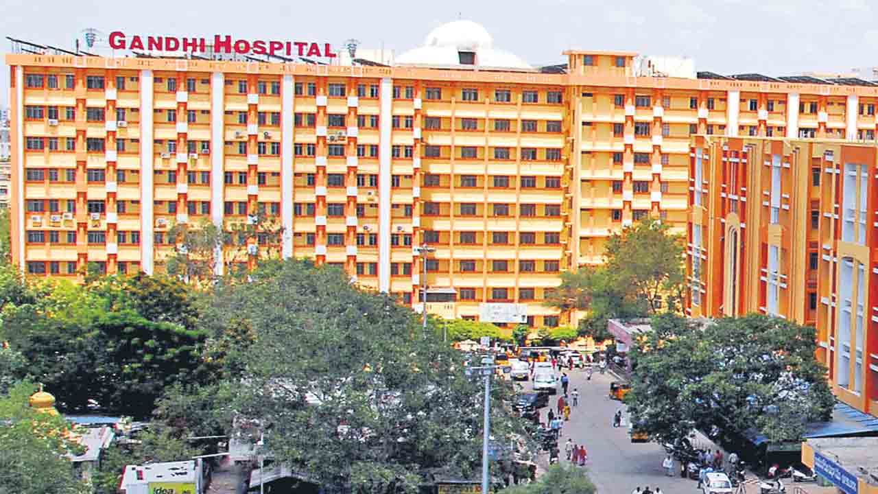 గాంధీలో కాలేయ మార్పిడి