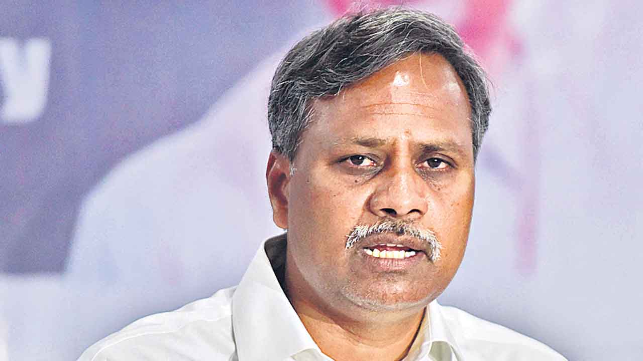 పార్లమెంటూ మూఢనమ్మకమేనా?: పల్లా