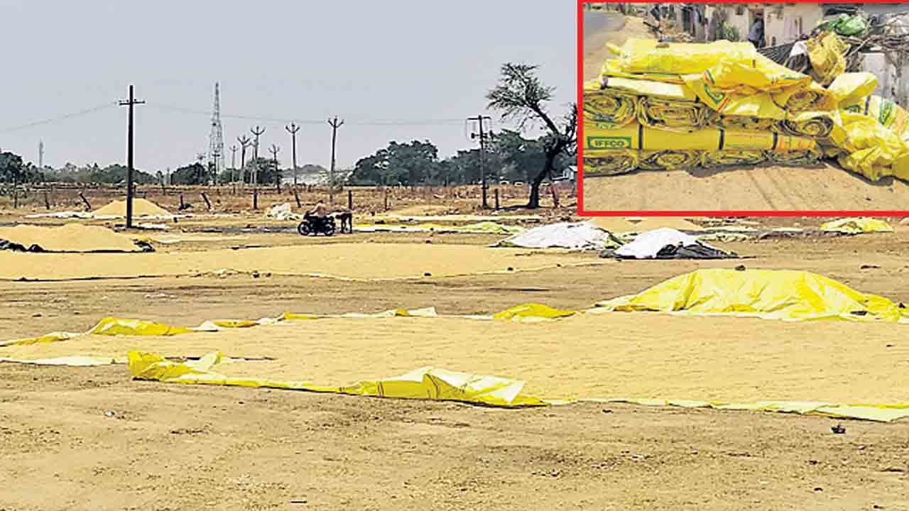 టార్పాలిన్లతో ఉపాధి