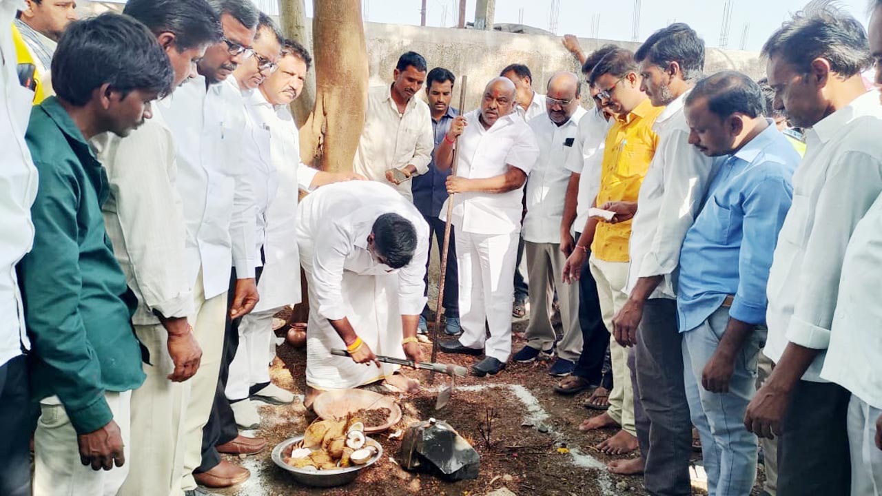 సంక్షేమ పథకాలు దేశానికే ఆదర్శం