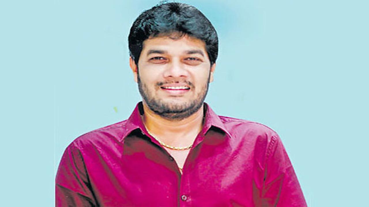 వైసీపీ ఎమ్మెల్సీ అనంతబాబు అరెస్టు