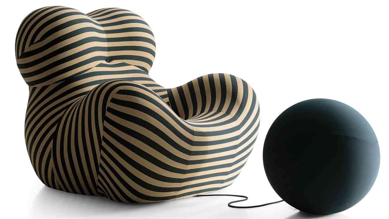 పాత మోడ‌ల్‌కు కొత్త హంగులు.. ఆక‌ట్టుకుంటున్న న‌యా ఆరామ్ కుర్చీలు