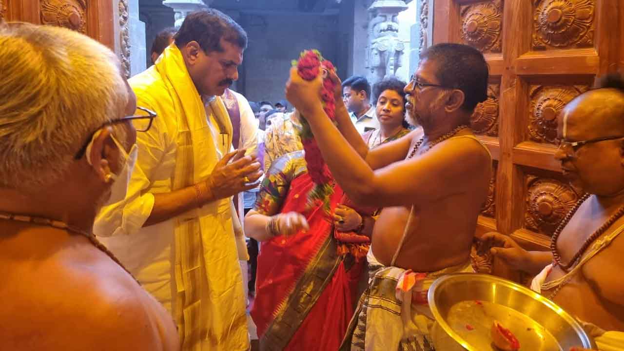 యాదాద్రిని సీఎం కేసీఆర్‌ మ‌హాద్భుతంగా తీర్చిదిద్దారు: ఏపీ మంత్రి బొత్స