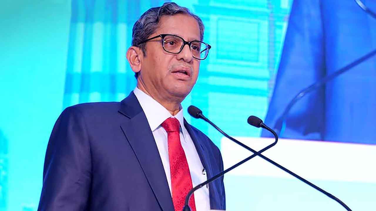 స్వేచ్ఛా స్వాతంత్య్రాలకు కృషి చేయాలి: సీజేఐ