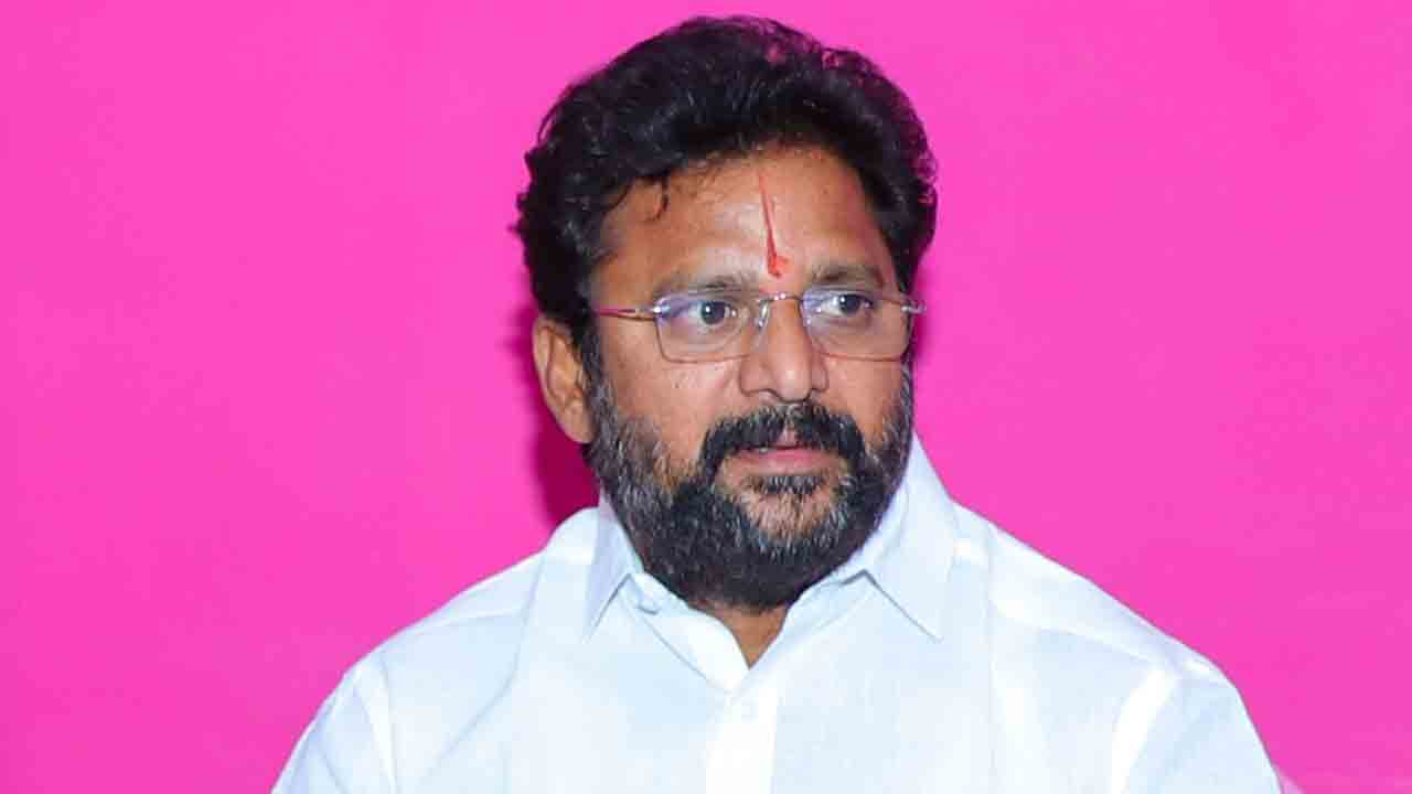 బీజేపీకి ప్రజలే బుద్ధి చెబుతారు : కోరుకంటి చందర్‌