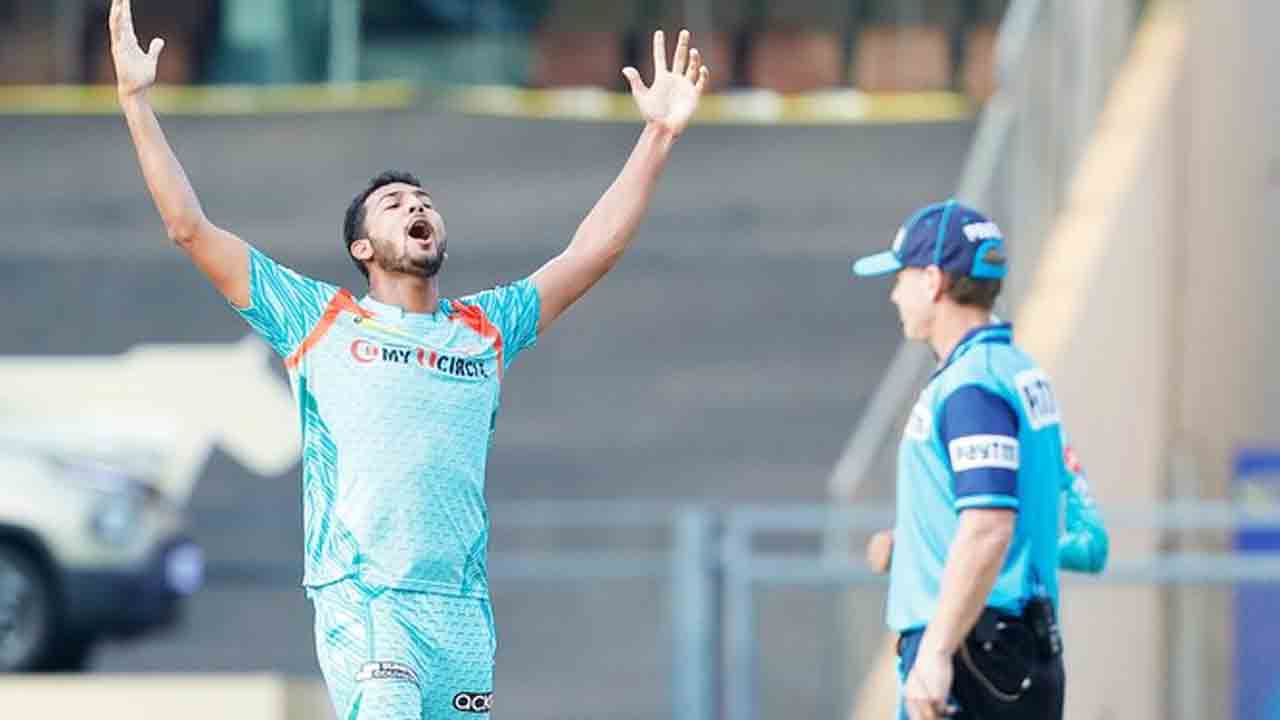 DC vs LSG | రెండో వికెట్ కోల్పోయిన ఢిల్లీ.. డేవిడ్ వార్నర్ అవుట్