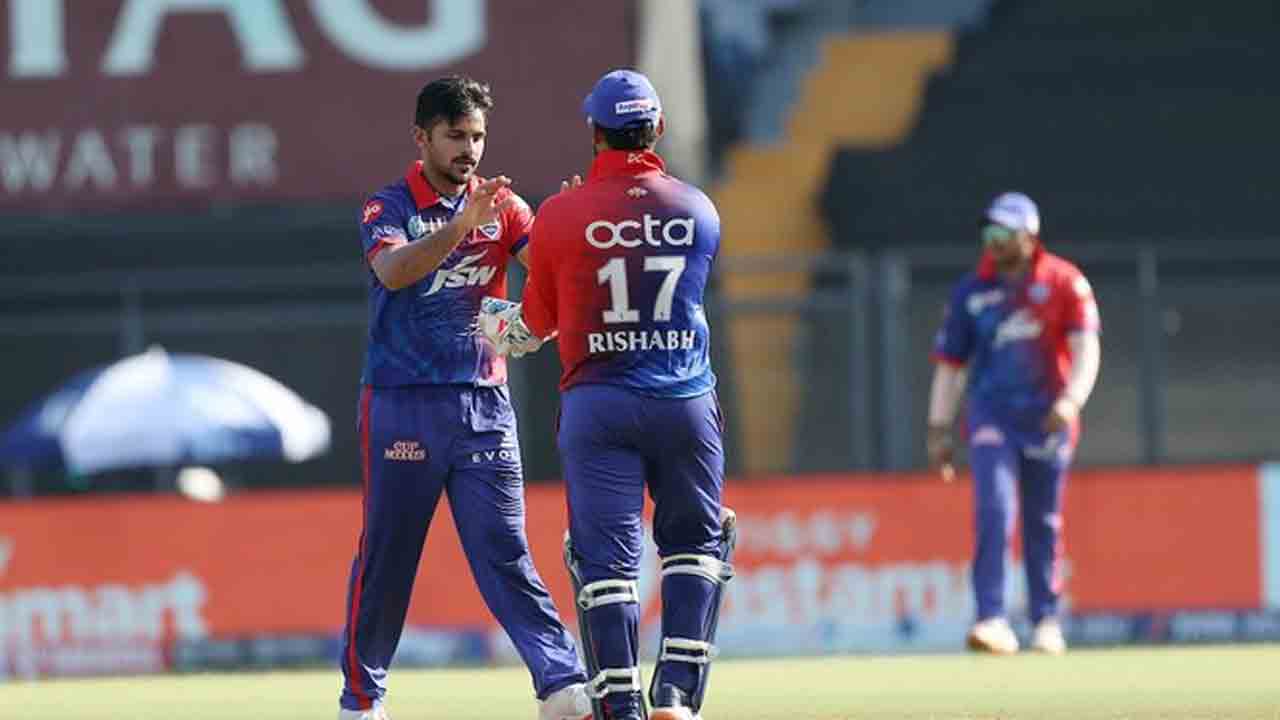 DC vs LSG | హుడా కూడా అవుట్.. రెండు వికెట్లు కోల్పోయిన లక్నో