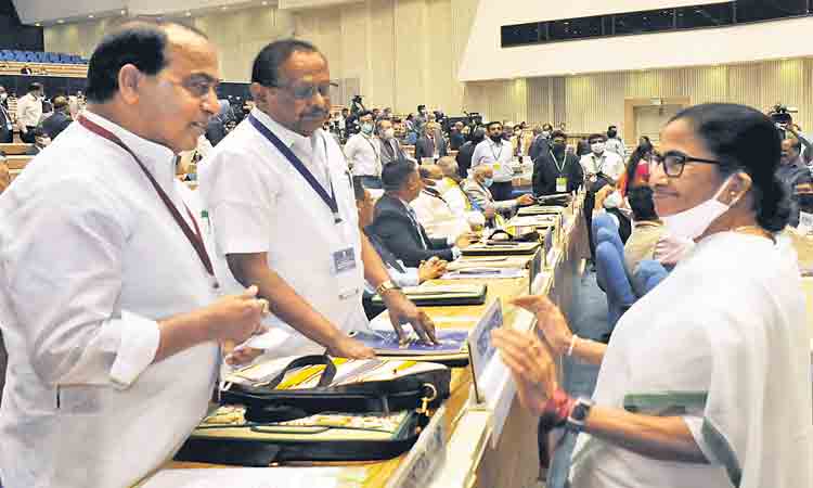 న్యాయవ్యవస్థకు చేయూత