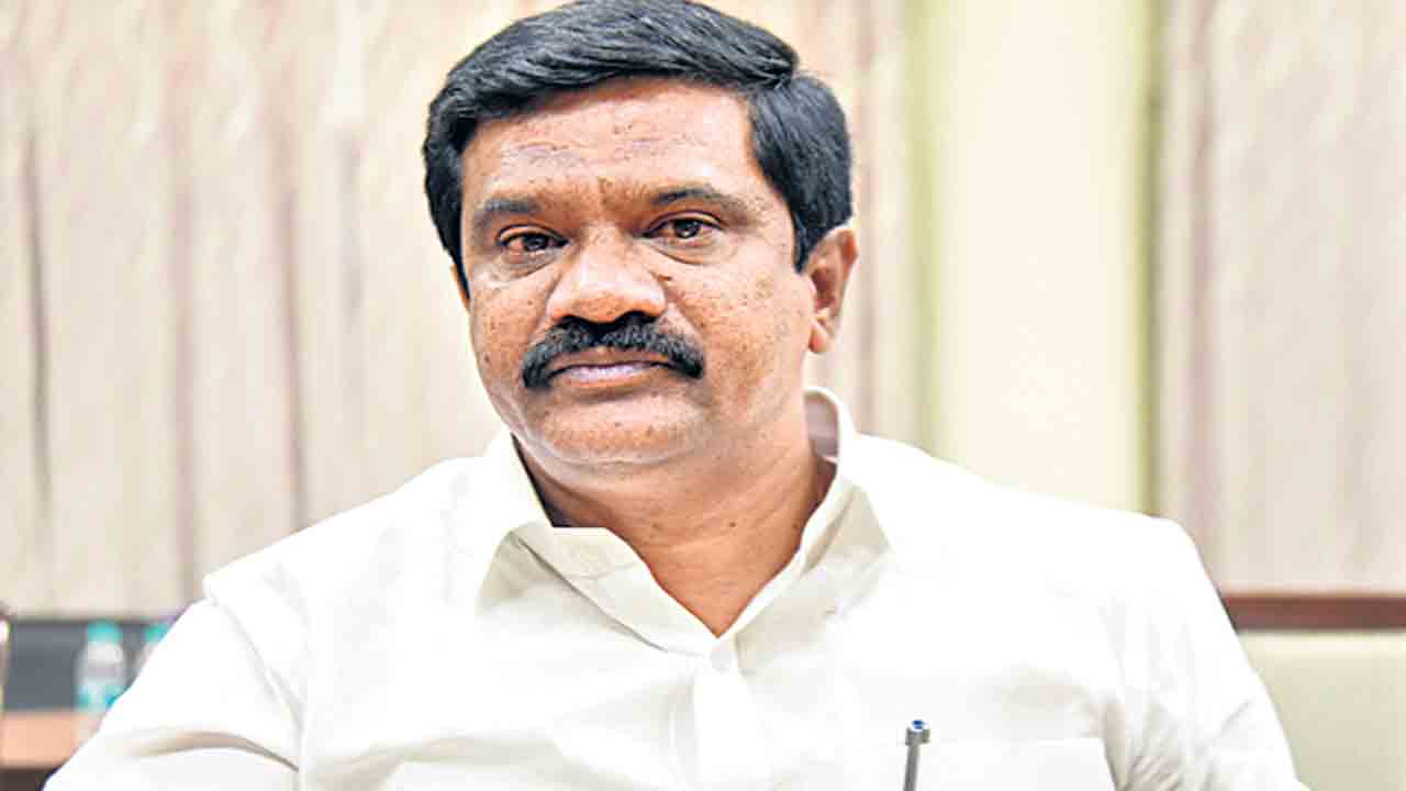 రాహుల్‌ను అజ్ఞానం బయటపడింది: వేముల
