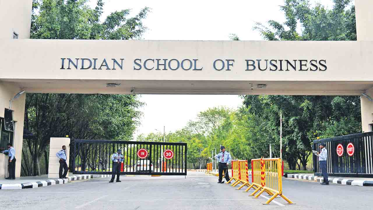 బిజినెస్‌ విద్యలో బాద్‌షా ఐఎస్‌బీ