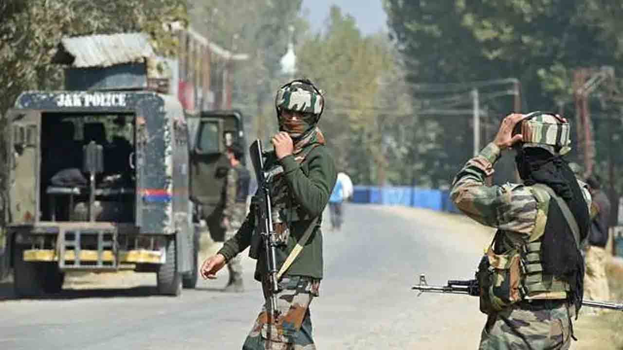 బందిపోరాలో ఎన్‌కౌంటర్‌.. ఇద్దరు ఉగ్రవాదులు హతం