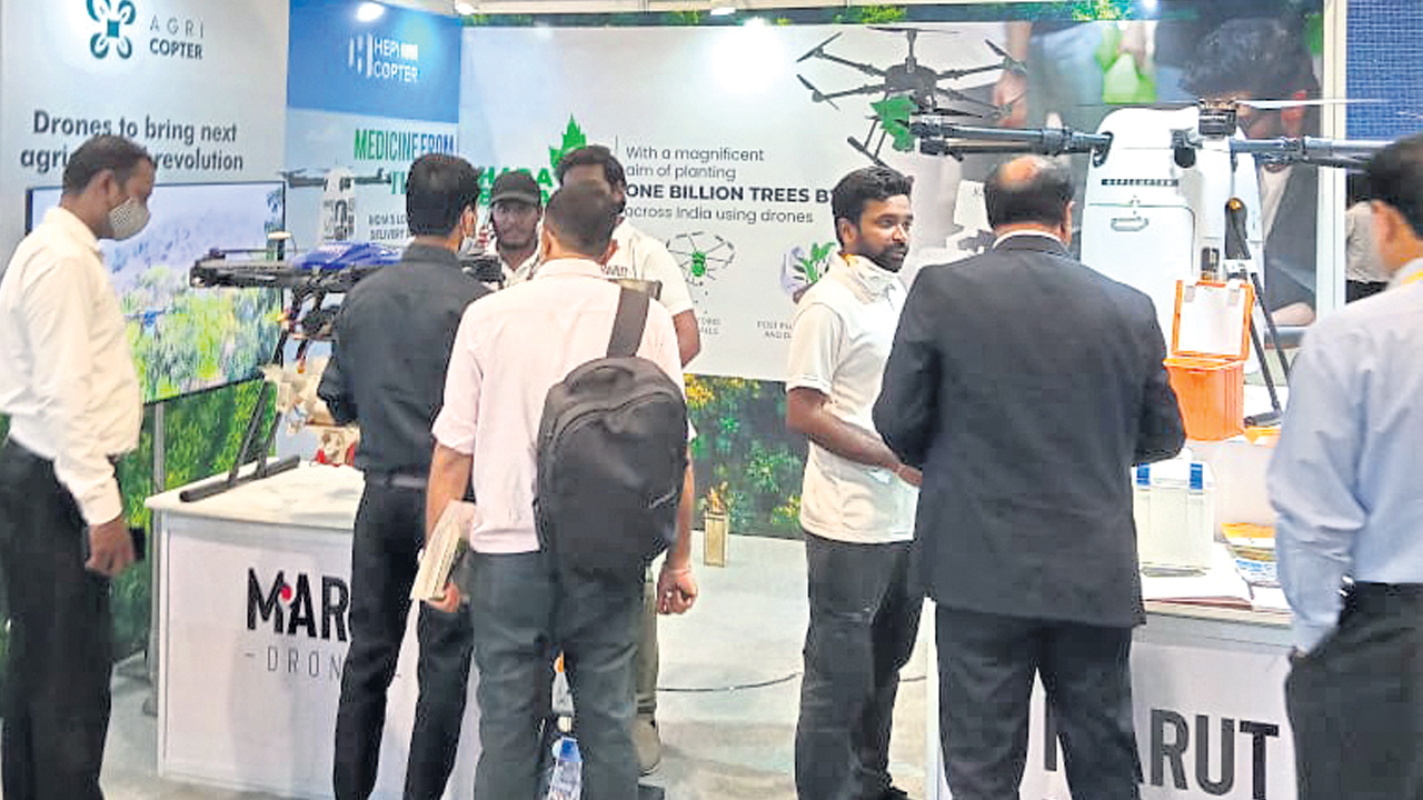 భారత్‌ డ్రోన్‌ మహోత్సవ్‌లో హైదరాబాద్‌ స్టార్టప్‌