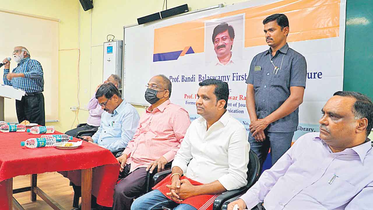 మోడీ పాలనలో అన్ని వ్యవస్థలు నాశనం