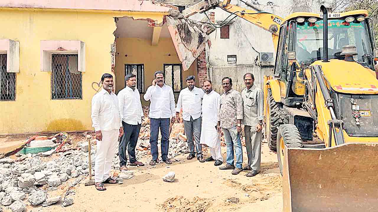 రూ. 5 కోట్ల నిధులతో మల్టీపర్పస్ ఫంక్షన్హాల్