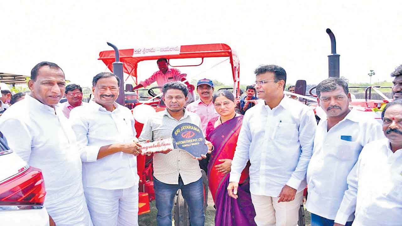 టీఆర్‌ఎస్‌ ప్రభుత్వంతోనే.. అంబేద్కర్‌ కలలు సాకారం