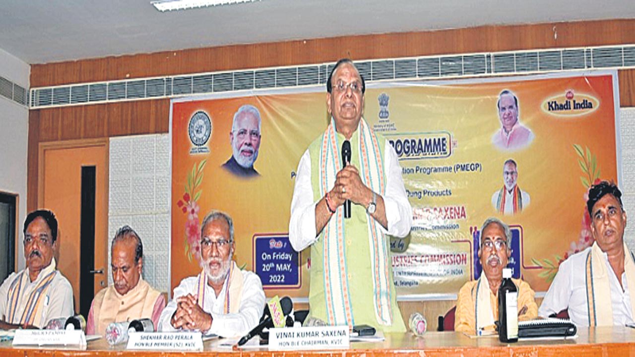 గోశాలలను కుటీర పరిశ్రమలుగా తీర్చిదిద్దుతాం