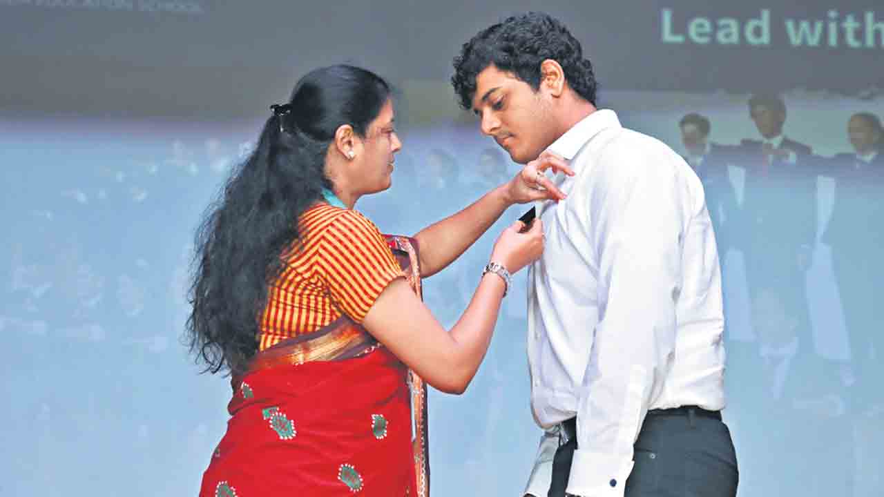 క్రియేటివ్‌ యాక్షన్‌ సర్వీస్‌ ప్రెసిడెంట్‌గా హిమాన్షు