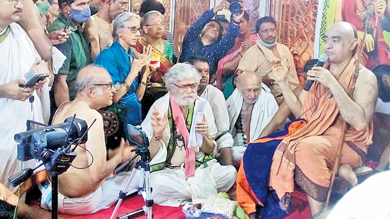 ఆధ్యాత్మిక చింతన అందరికీ ఉండాలి..