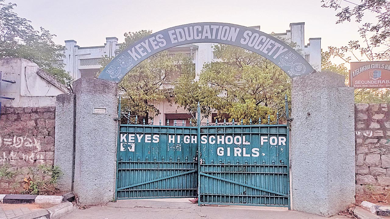 నేడే ‘పది’ పరీక్షలు