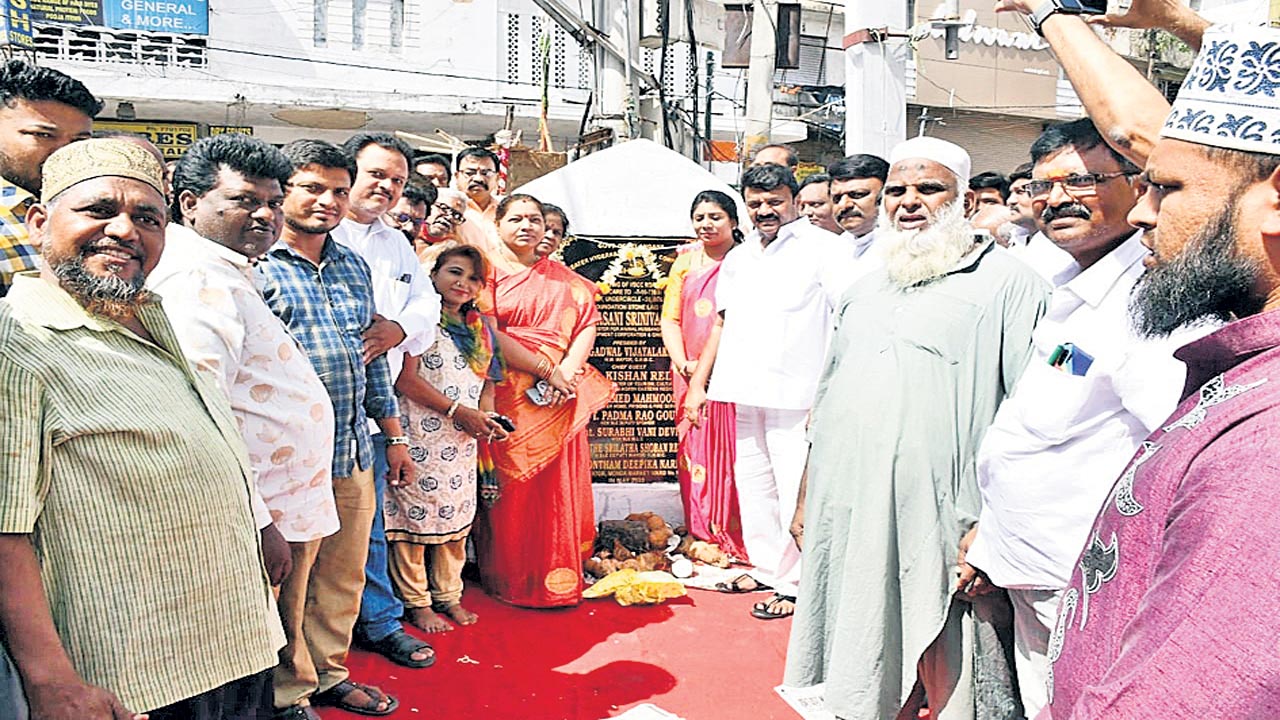 సమస్యల పరిష్కారం కోసం నిరంతరం కృషి