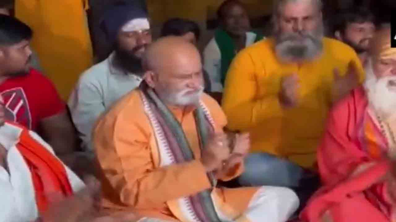 కర్ణాటకకు వ్యాపించిన హన్‌మాన్‌ చాలీసా వివాదం… పలు ఆలయాల లౌడ్‌ స్పీకర్లలో పఠనం