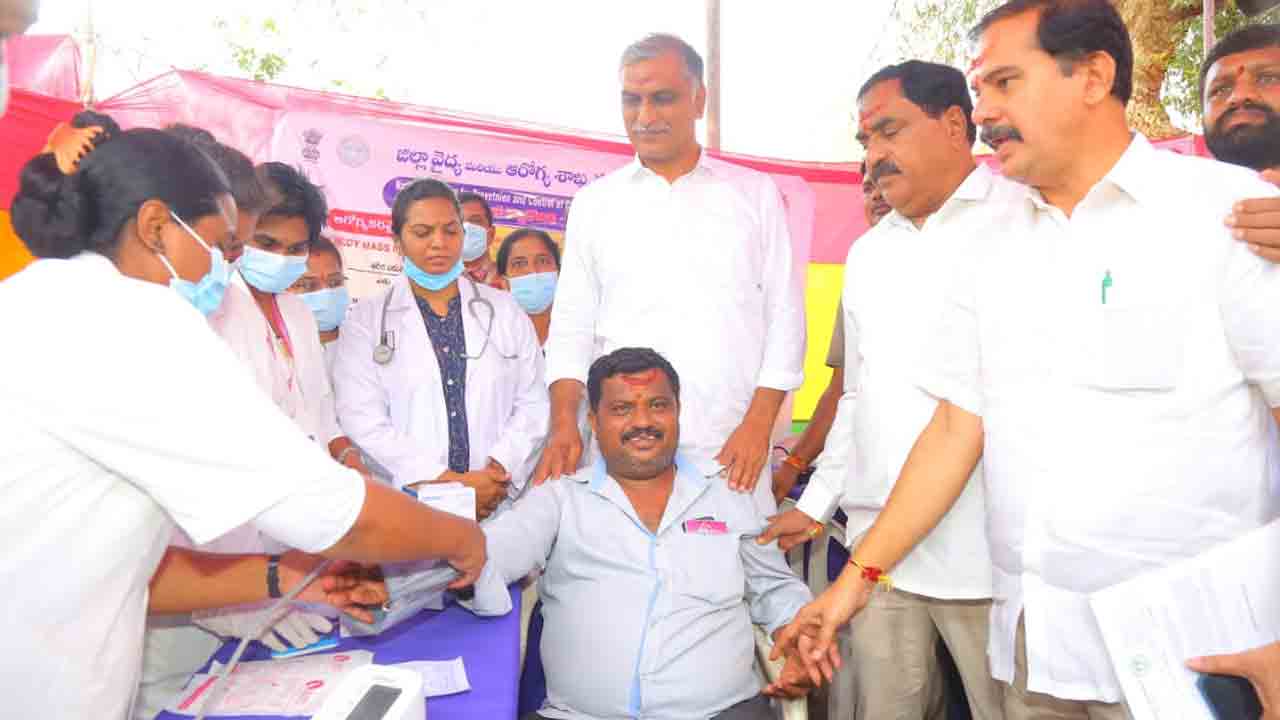 ప్ర‌భుత్వ విప్ విన‌య్ భాస్క‌ర్‌పై మంత్రి హ‌రీశ్‌రావు ప్ర‌శంస‌లు