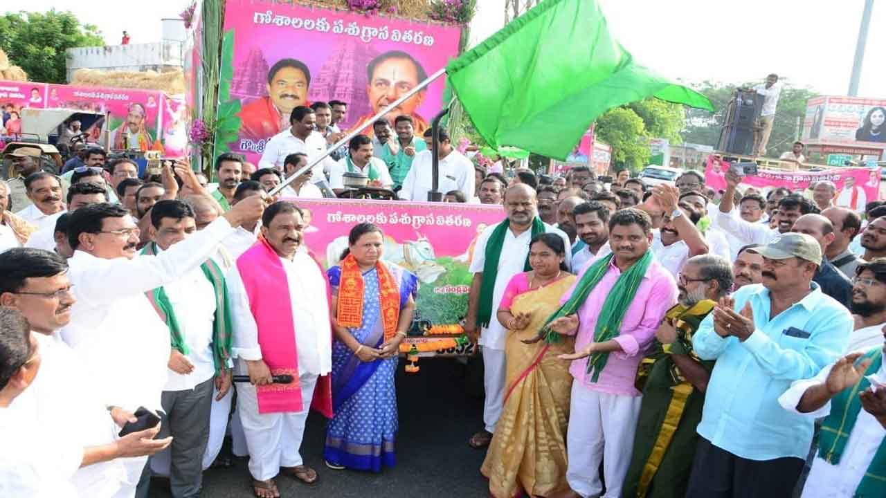 గోవు దైవంతో సమానం