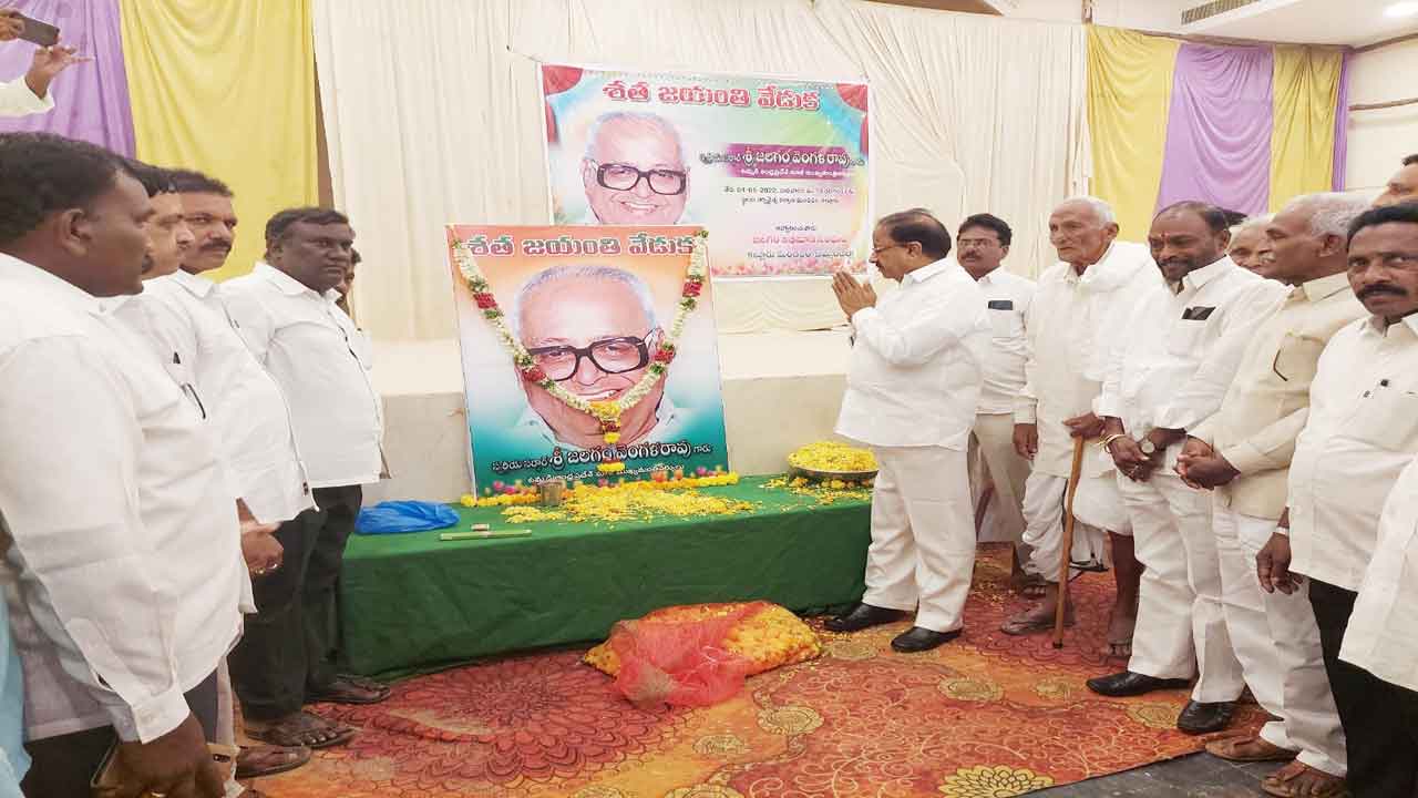 అభివృద్ధి పనులతో ప్రజల మనసు గెలుచుకోవాలి