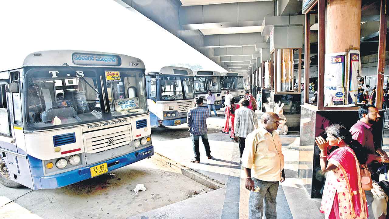 మాతృమూర్తులకు ఆర్టీసీ కానుక