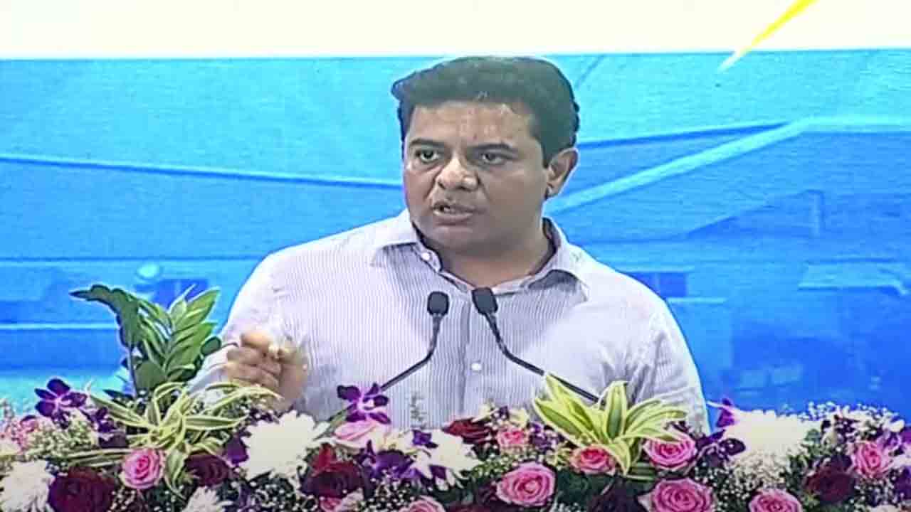 రాబోయే ప‌దేండ్ల‌లో 16 ల‌క్ష‌ల ఉద్యోగాలు సృష్టిస్తాం : మంత్రి కేటీఆర్