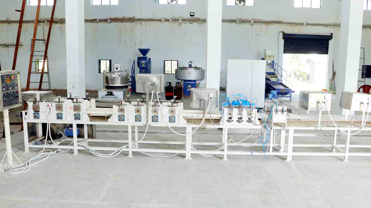 ఆదివాసీ మహిళలకు..ఆర్థిక స్వావలంబన