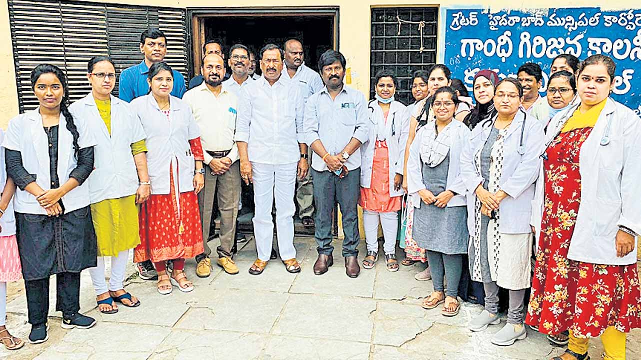 ఆరోగ్య సంరక్షణకు ప్రభుత్వ తోడ్పాటు