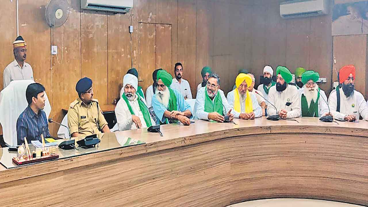 లఖింపూర్‌లో మహాపంచాయత్‌!