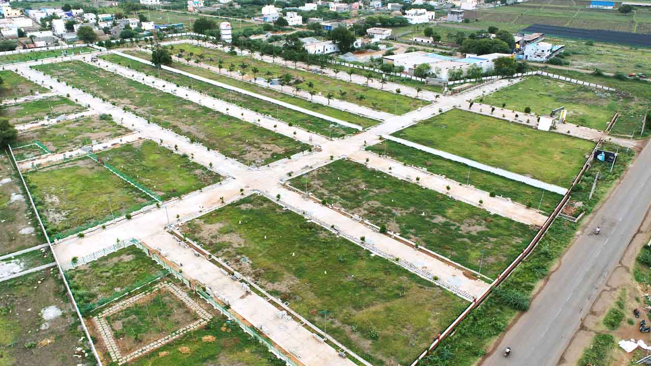 మహబూబ్‌నగర్‌లో విస్తరిస్తున్న స్థిరాస్తి వ్యాపారం