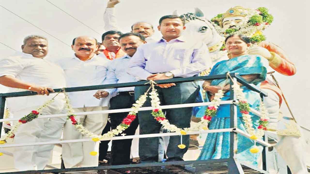 కుల వ్యవస్థను వ్యతిరేకించిన మహనీయుడు