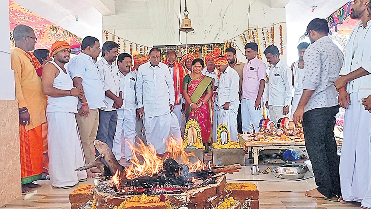 ప్రతి తండాకు రోడ్డు సౌకర్యం కల్పిస్తా..