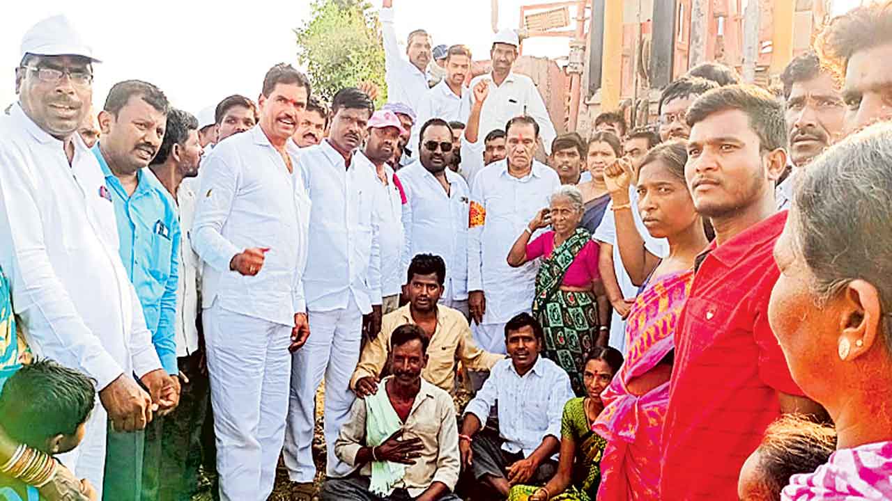 దళితుల ఆర్థికాభివృద్ధికే దళితబంధు