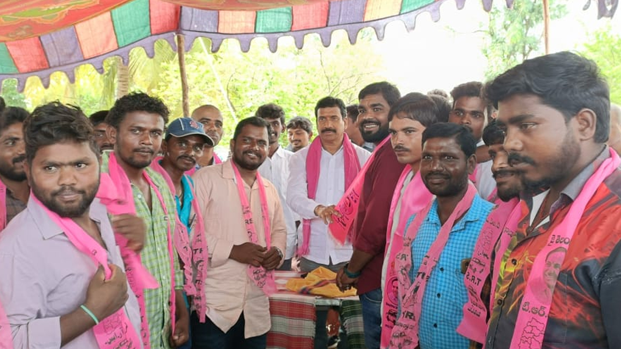 అభివృద్ధిని చూసే పార్టీలోకి వలసలు : ఎమ్మెల్యే పట్నం