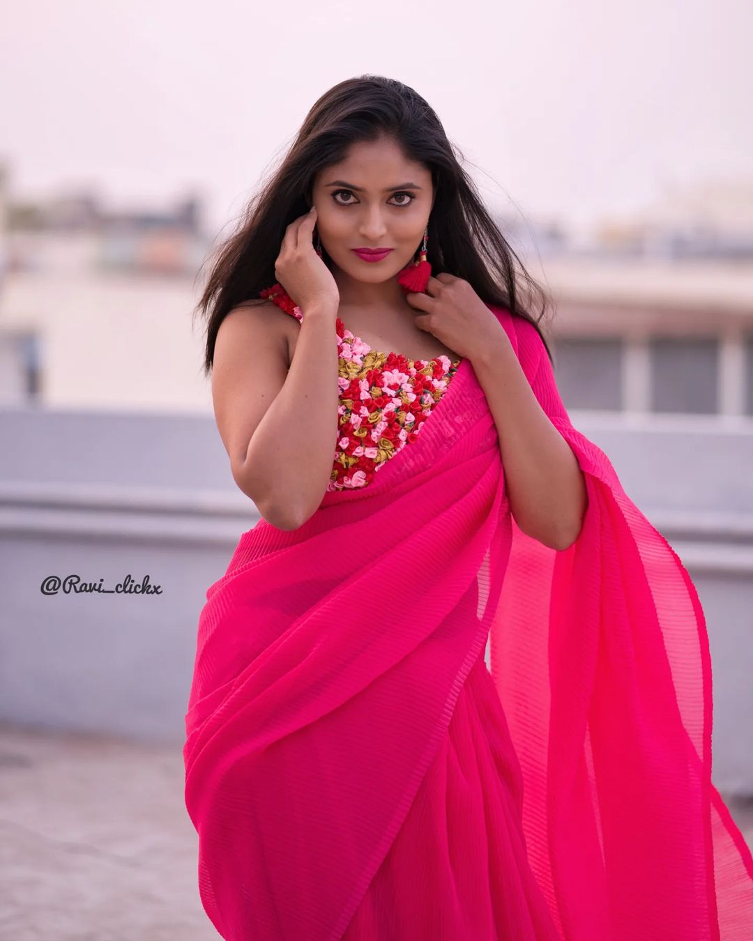 ( Photos : Instagram )