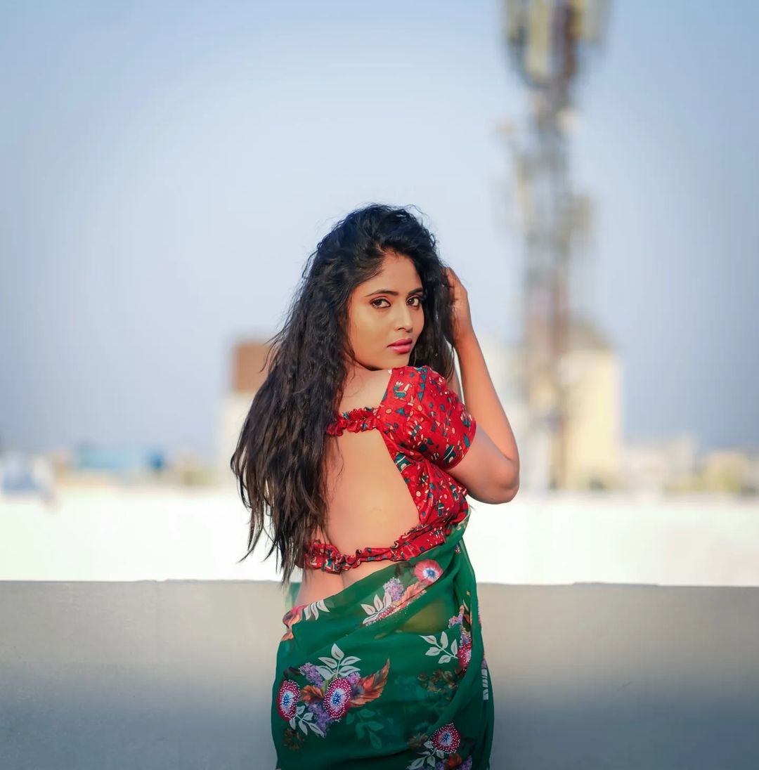 ( Photos : Instagram )