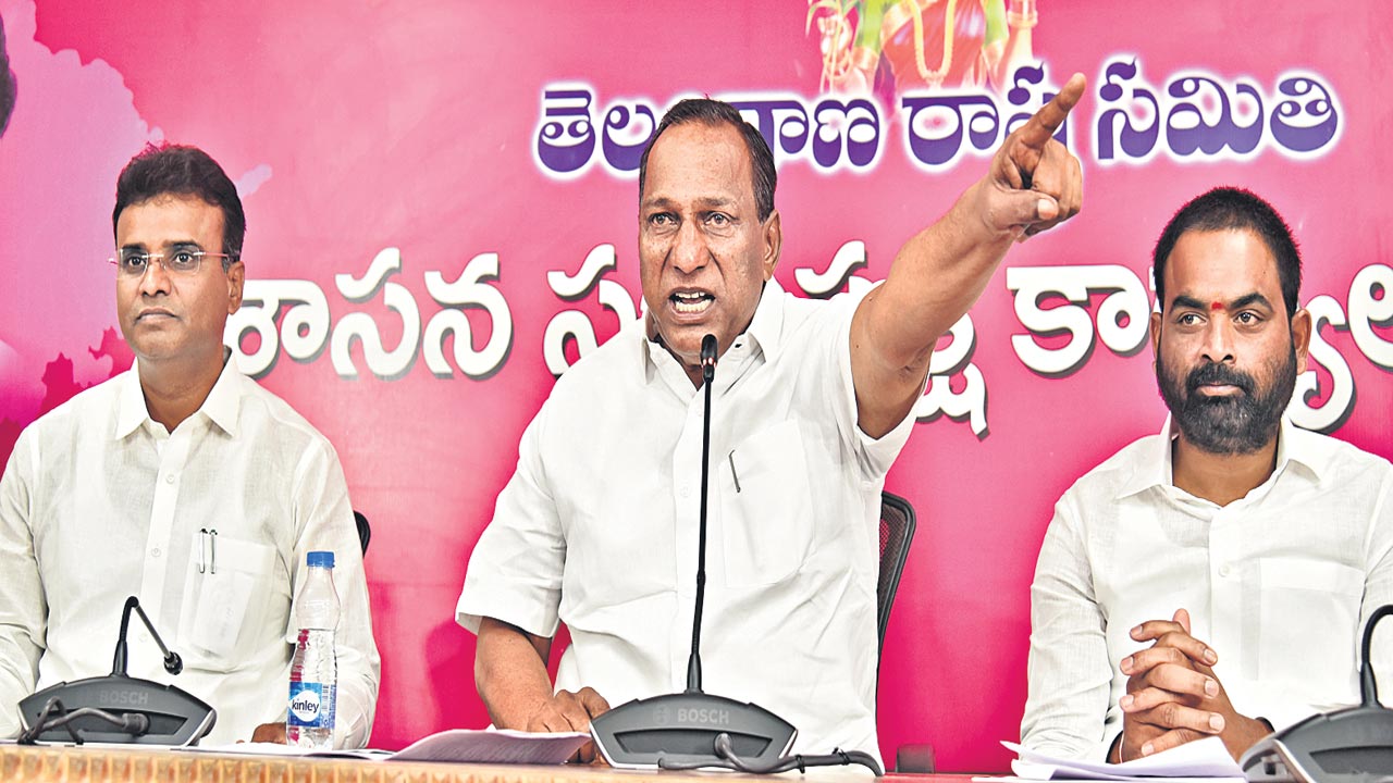 నా పైసలతోనే రేవంత్‌ బిడ్డ పెండ్లి